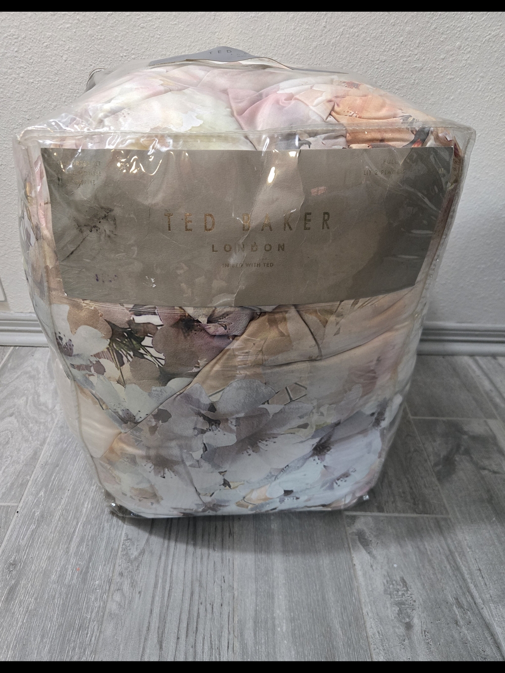 Ted Baker Floral Comforter - Pastel Pink & Cream